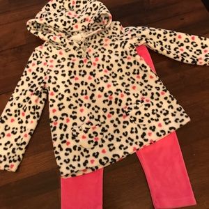 Animal print fleece set